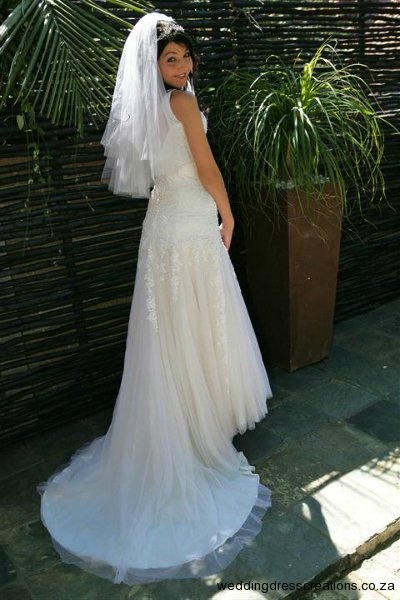 cheap-budget-wedding-dresses-001
