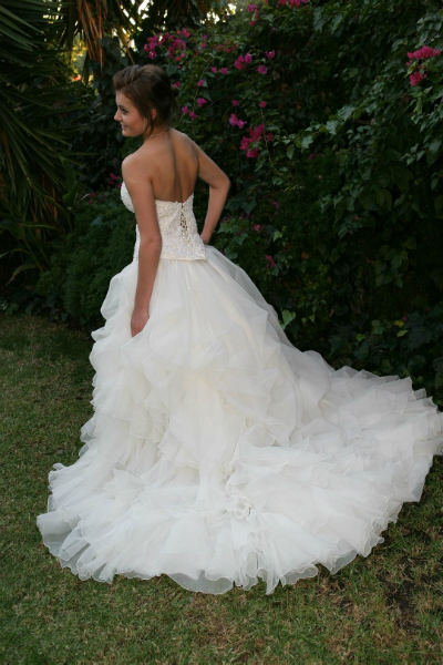  Wedding  dresses  for hire  082 928 8913